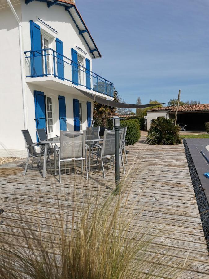 Maison De Campagne Proche Des Plages Saint-Romain-de-Benet المظهر الخارجي الصورة