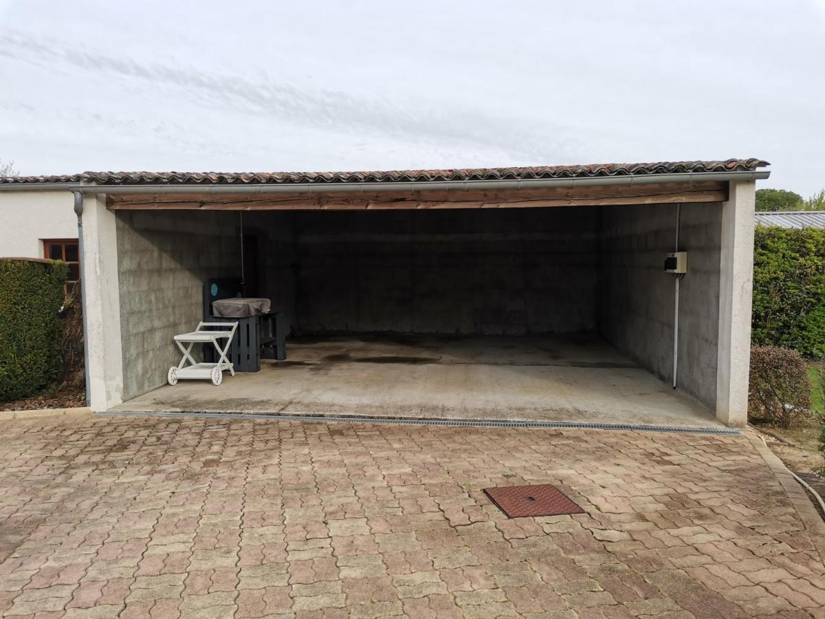 Maison De Campagne Proche Des Plages Saint-Romain-de-Benet المظهر الخارجي الصورة